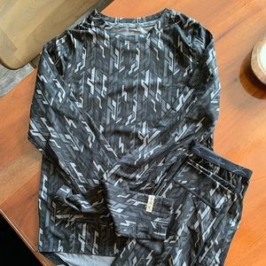 Kid’s thermal layer top and bottom